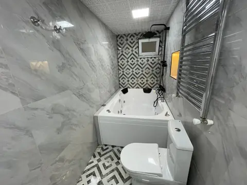 10 No'lu daire — jakuzili banyo
