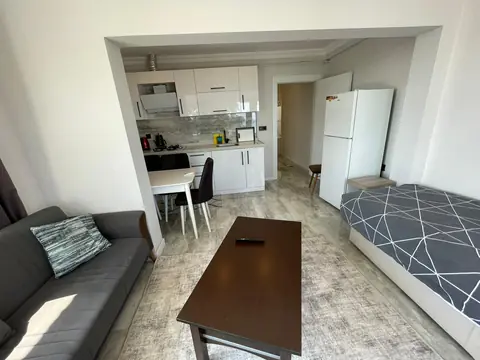 2 No'lu daire — salon ve mutfak geniş açı